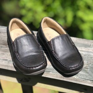 Boys Slip on Dress Shoes-Size Toddler 9